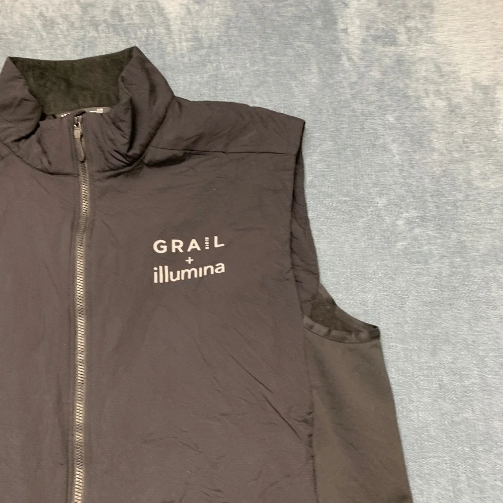 Arc'teryx Grail Illumina Vest Mens Large Black Sleeveless Logo Outdoor Full Zip